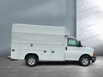 2025 Chevrolet Express Cutaway 3500 1WT