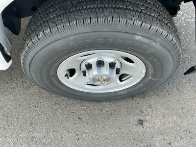 2025 Chevrolet Express Cutaway 3500 1WT