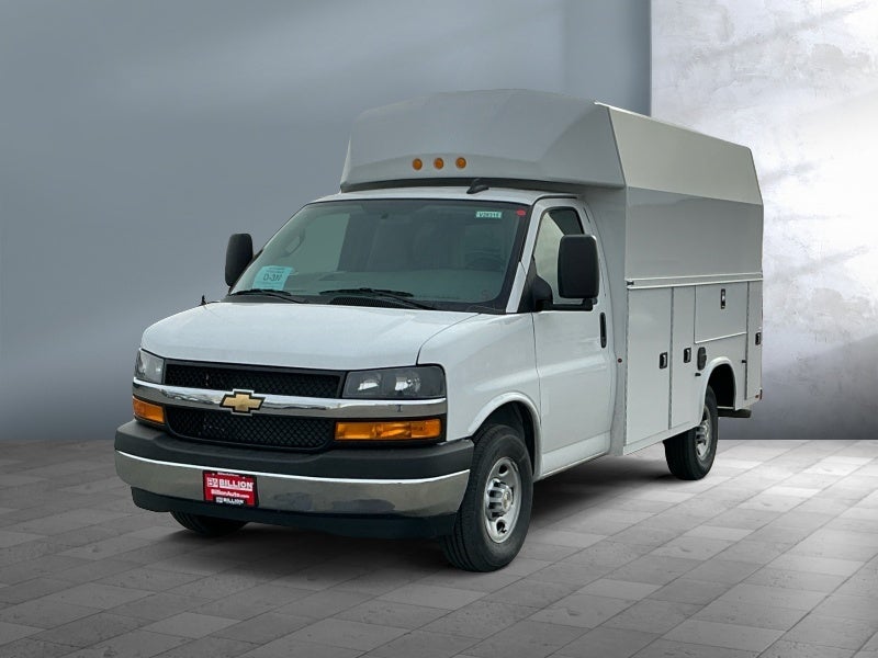 2025 Chevrolet Express Cutaway 3500 1WT