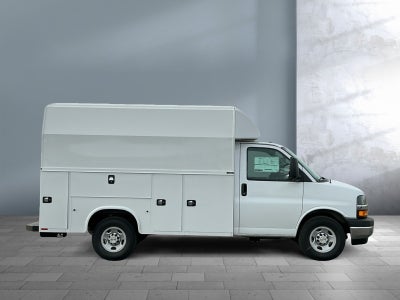 2025 Chevrolet Express Cutaway 3500 1WT