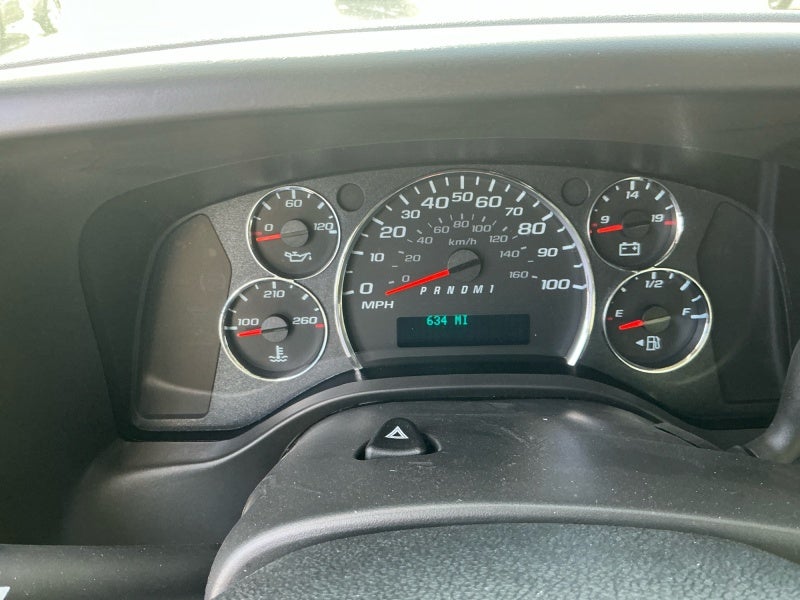 2025 Chevrolet Express Cutaway 3500 1WT