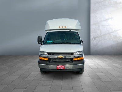 2025 Chevrolet Express Cutaway 3500 1WT