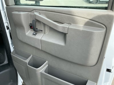 2025 Chevrolet Express Cutaway 3500 1WT