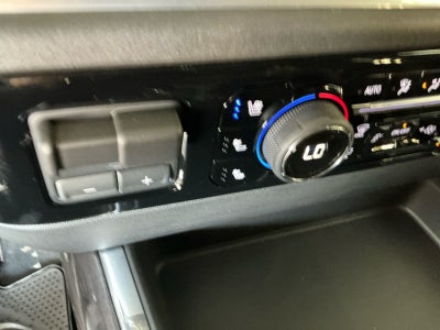 2025 Chevrolet Silverado 3500 HD LTZ