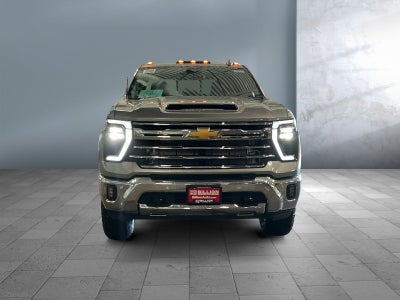 2025 Chevrolet Silverado 3500 HD LTZ