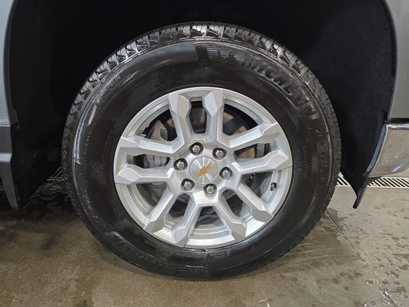 2025 Chevrolet Silverado 1500 LT (2FL)