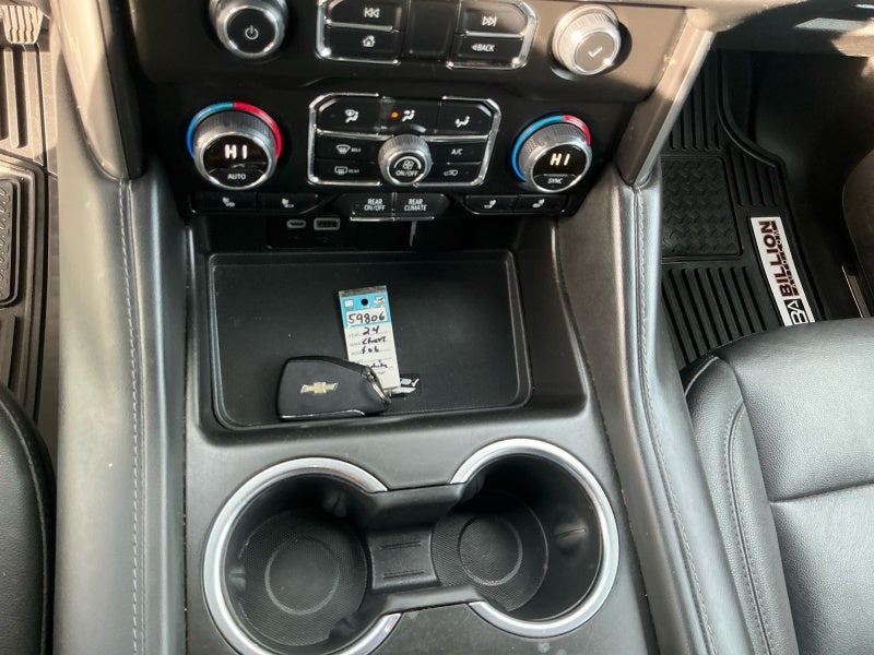 2024 Chevrolet Suburban LT