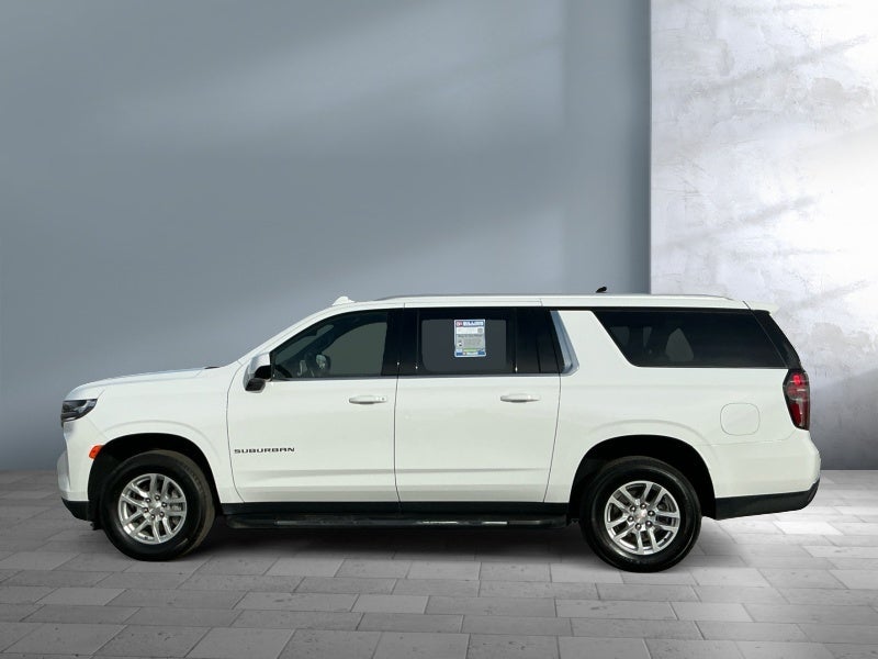 2024 Chevrolet Suburban LT