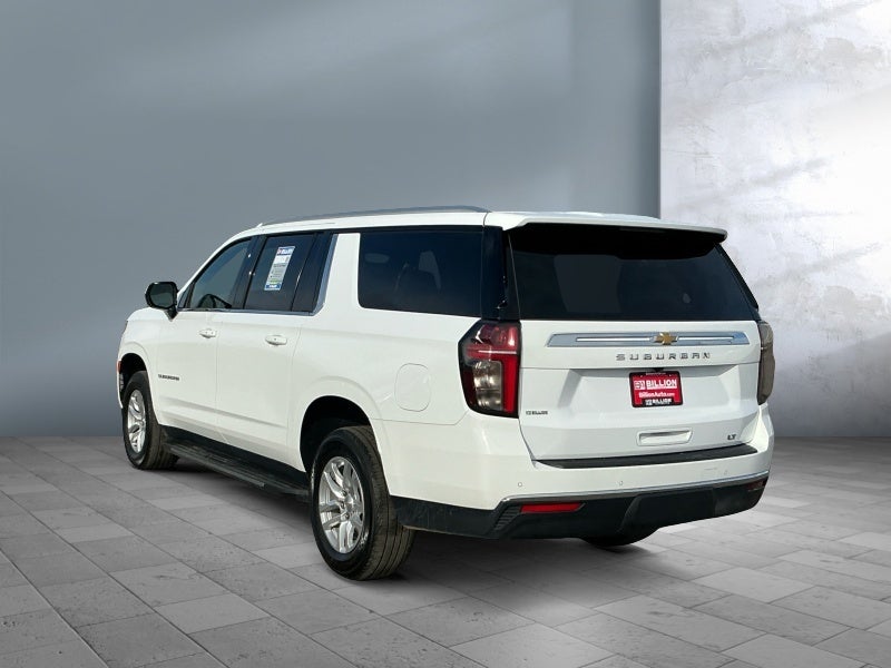 2024 Chevrolet Suburban LT