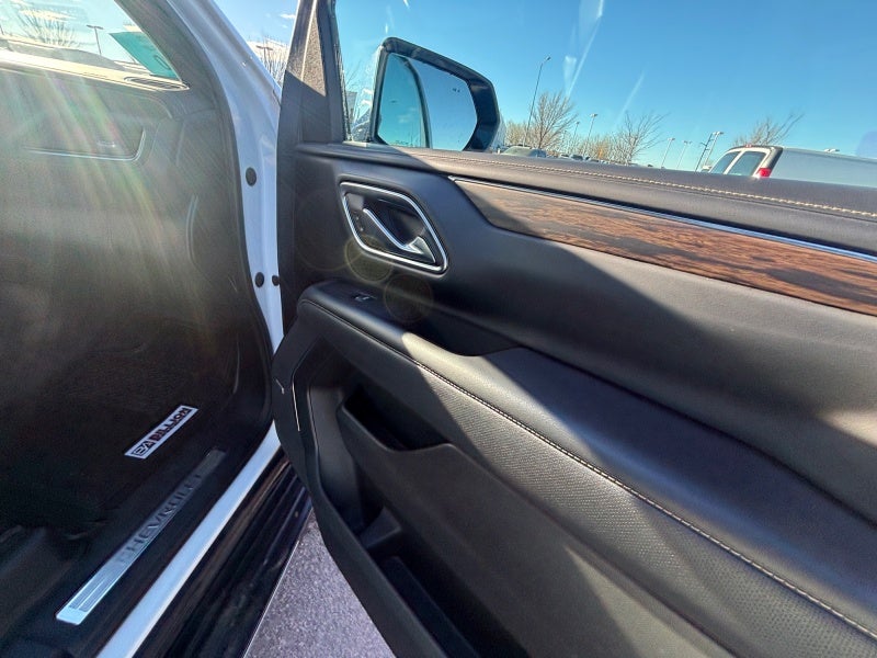 2024 Chevrolet Suburban Premier