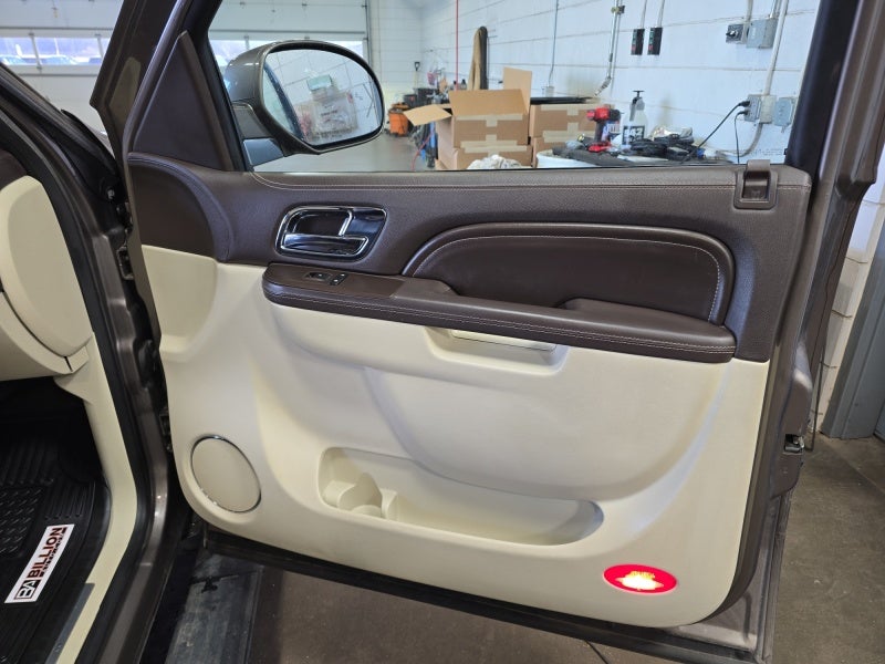 2014 Cadillac Escalade Platinum