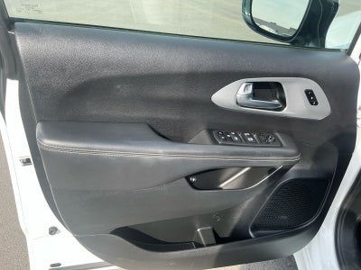 2024 Chrysler Pacifica Hybrid S Appearance Pkg