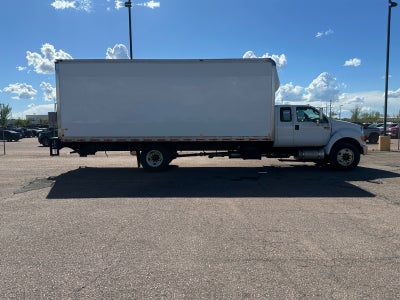 2012 Ford Super Duty F-750 Straight XL