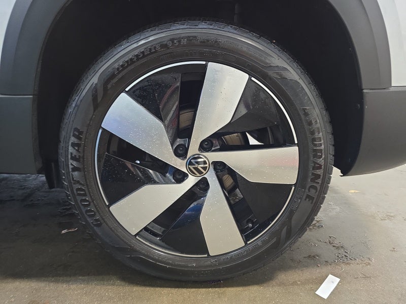 2023 Volkswagen Taos S