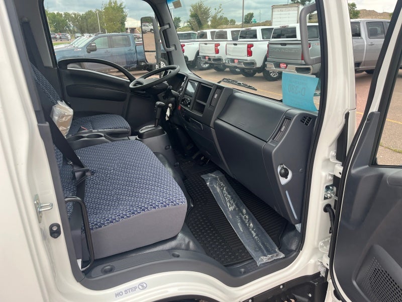 2025 Chevrolet Low Cab Forward 5500 HG NA