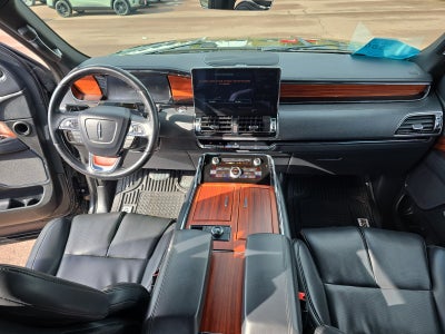 2024 Lincoln Navigator L Premiere