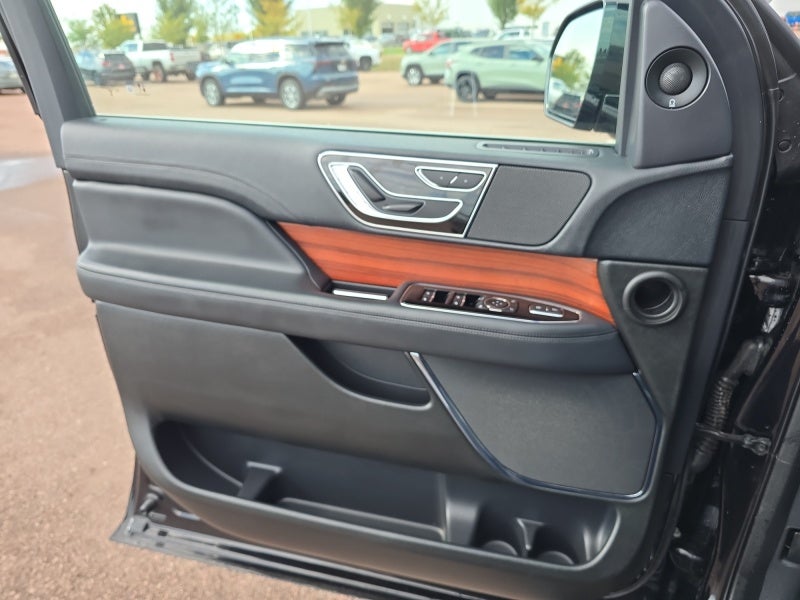 2024 Lincoln Navigator L Premiere
