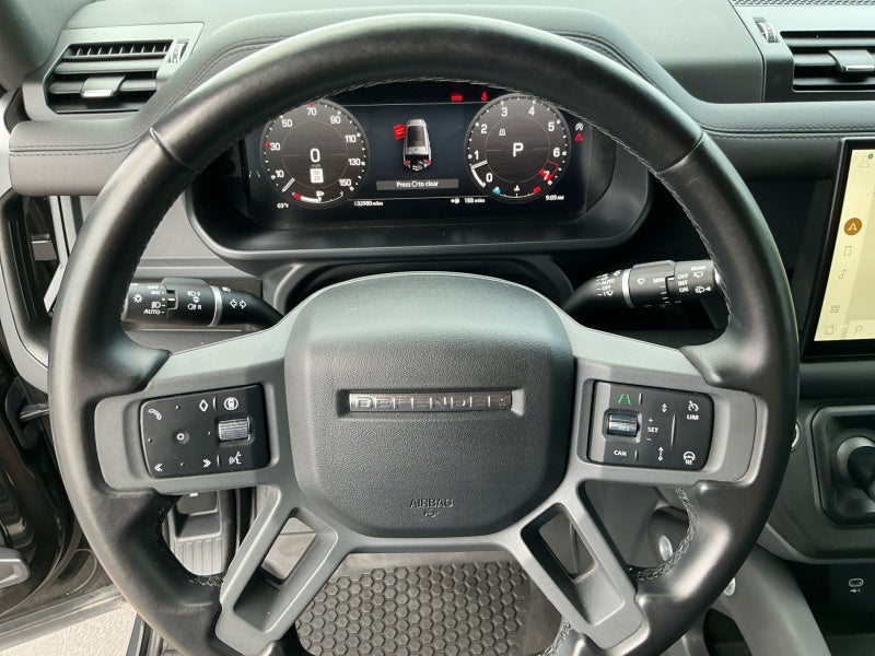 2024 Land Rover Defender X-Dynamic SE