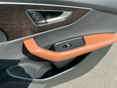 2022 Audi Q8 Premium