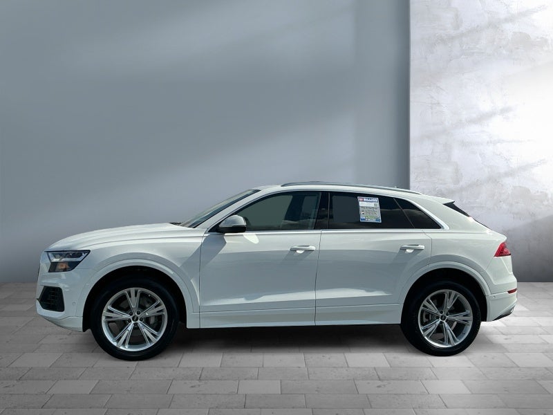 2022 Audi Q8 Premium