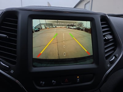 2023 Jeep Cherokee Altitude Lux