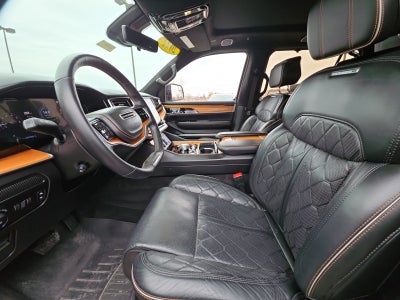 2022 Jeep Grand Wagoneer Series III