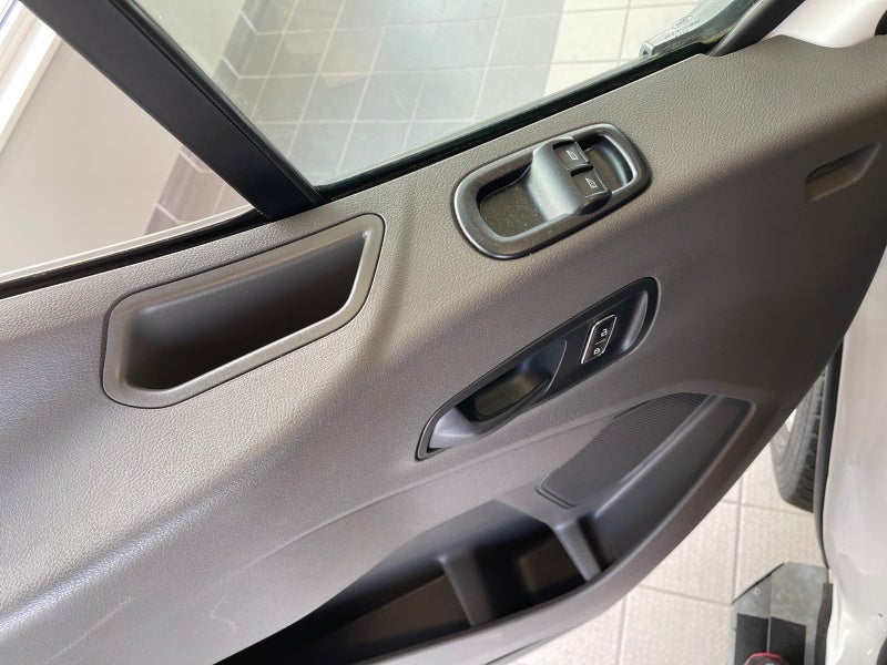 2023 Ford Transit Cargo Van NA