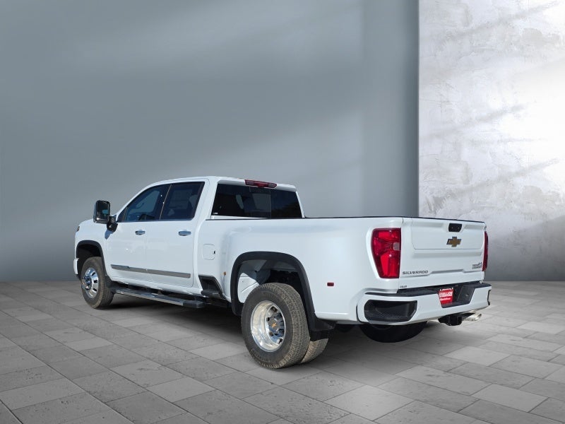2026 Chevrolet Silverado 3500 HD High Country DRW