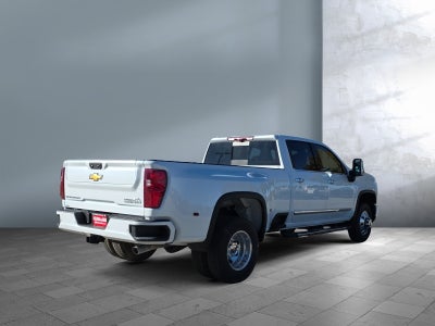 2026 Chevrolet Silverado 3500 HD High Country DRW