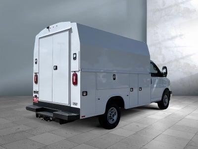 2025 GMC Savana Cutaway 3500 1WT