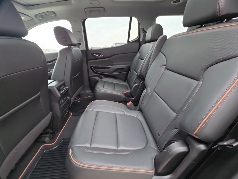 2022 GMC Acadia AT4