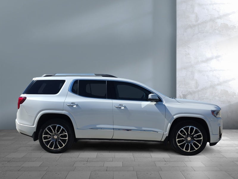 2020 GMC Acadia Denali