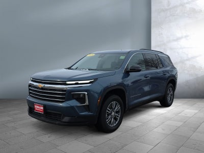 2025 Chevrolet Traverse LT