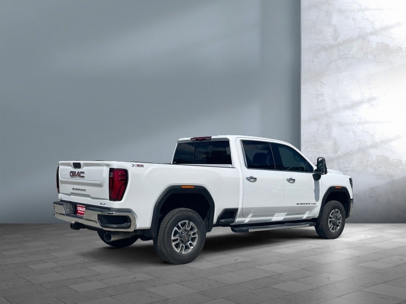 2025 GMC Sierra 3500 HD SLT