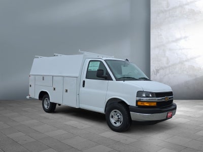 2026 Chevrolet Express Cutaway 3500 1WT