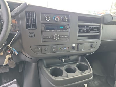 2025 Chevrolet Express Cutaway 3500 1WT