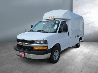 2025 Chevrolet Express Cutaway 3500 1WT