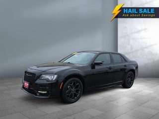 2023 Chrysler 300 Touring L