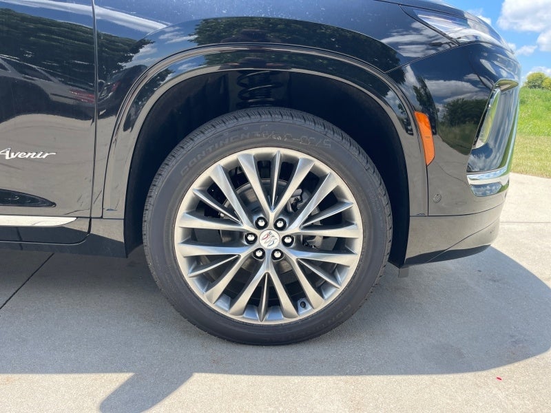 2025 Buick Enclave Avenir