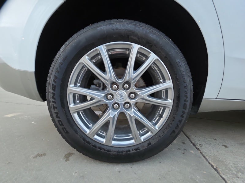 2022 Buick Enclave Essence