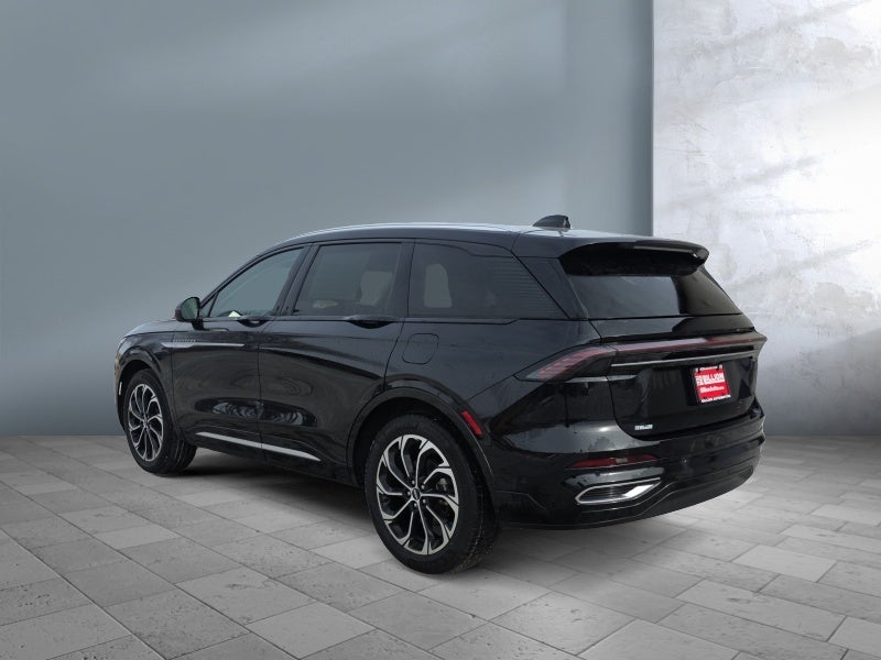 2024 Lincoln Nautilus Reserve