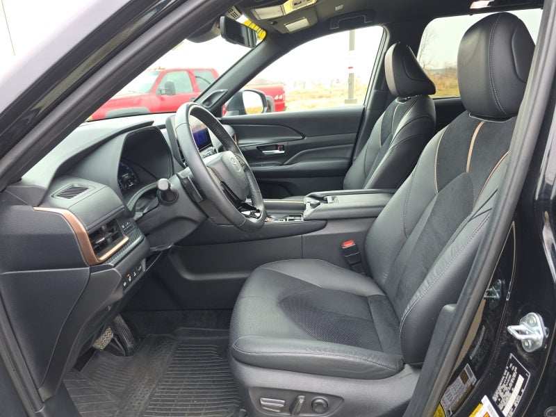 2024 Toyota Grand Highlander Hybrid MAX Limited