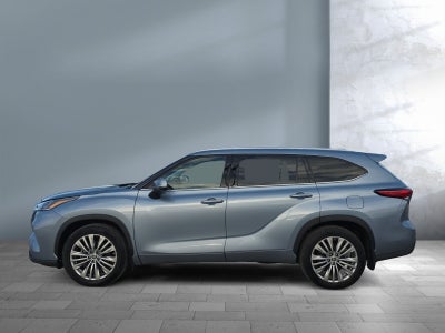 2022 Toyota Highlander Platinum