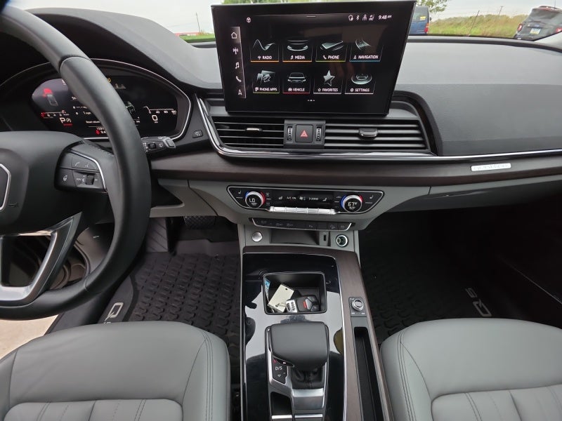 2022 Audi Q5 S line Premium Plus