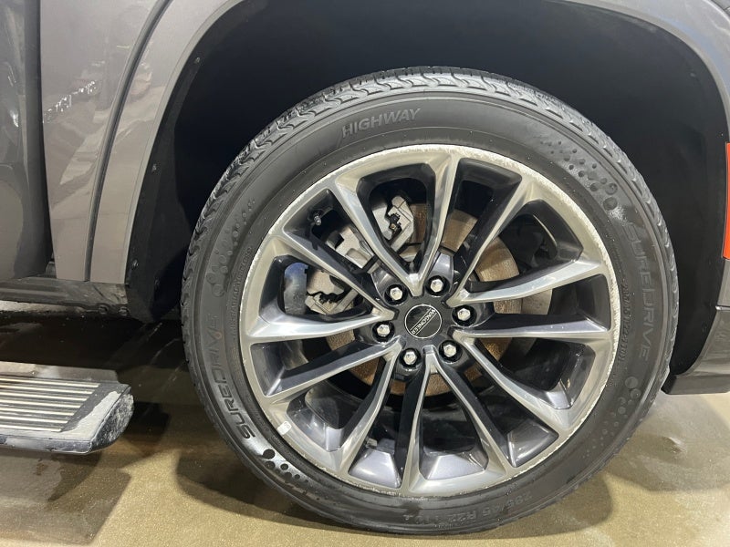 2024 Jeep Grand Wagoneer L Series II