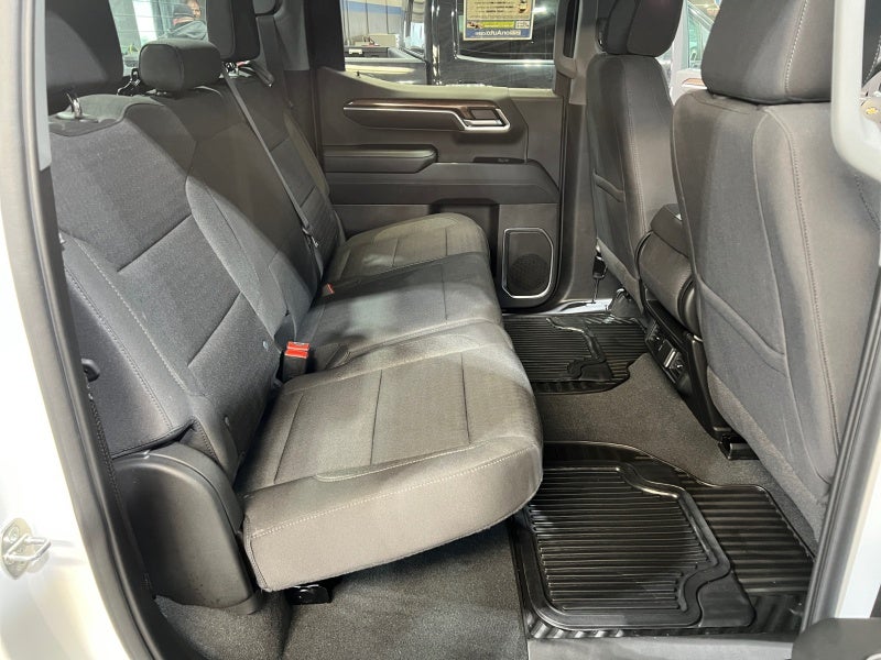 2022 Chevrolet Silverado 1500 LT (2FL)