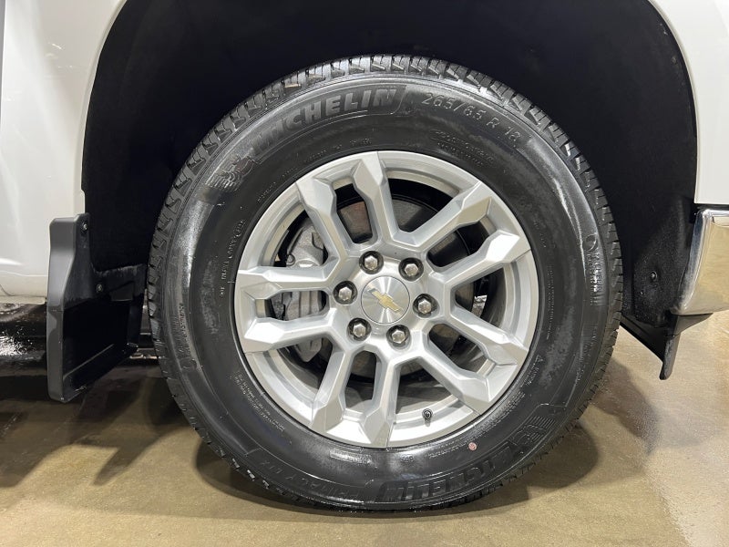 2022 Chevrolet Silverado 1500 LT (2FL)