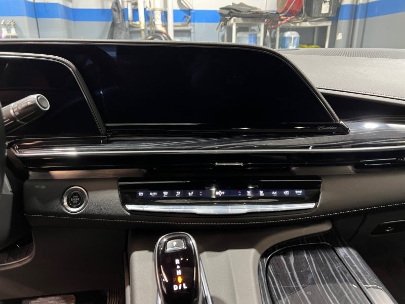 2022 Cadillac Escalade Sport