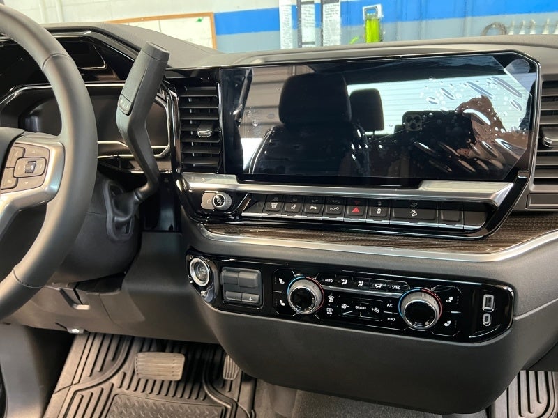 2025 Chevrolet Silverado 3500 HD LT