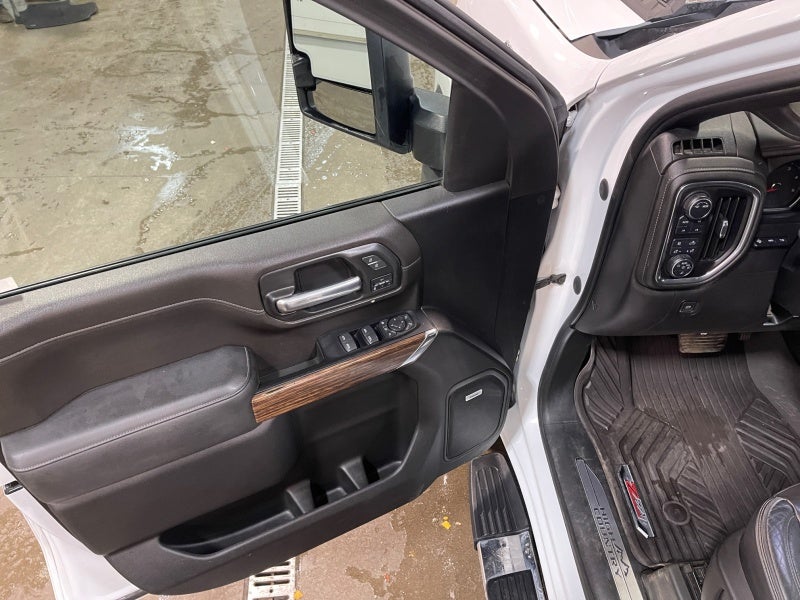 2023 Chevrolet Silverado 3500 HD High Country